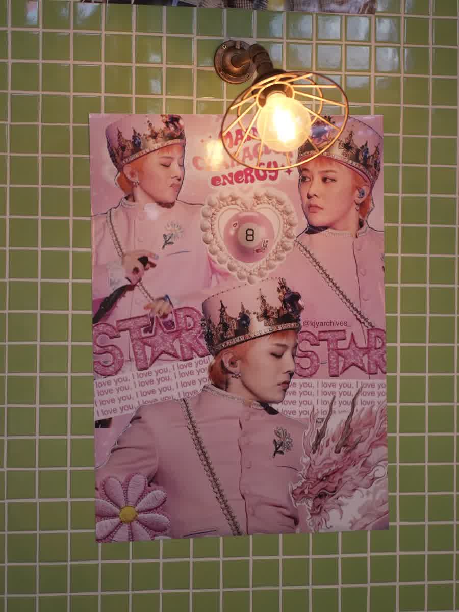 K-Pop Wall